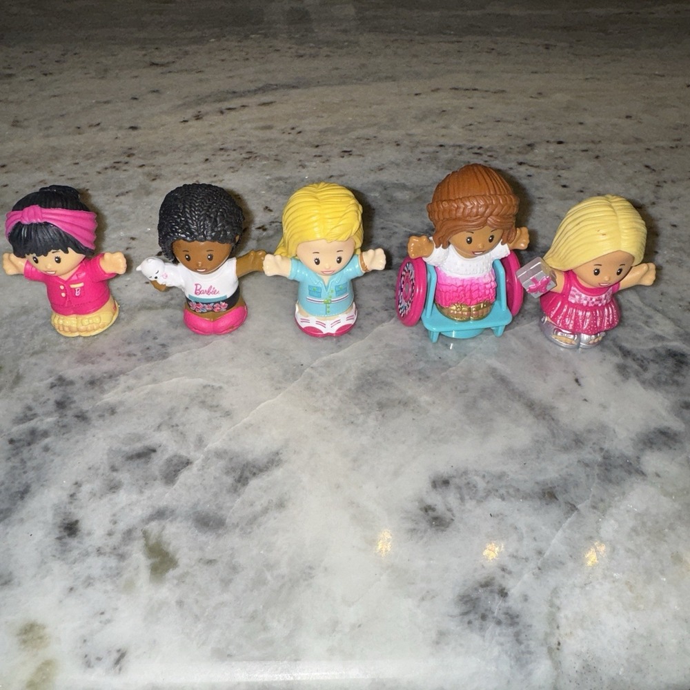 Little People Barbie Friends 5-Piece Set 2022 Blonde Ethnic Diverse‎ Wheelchair